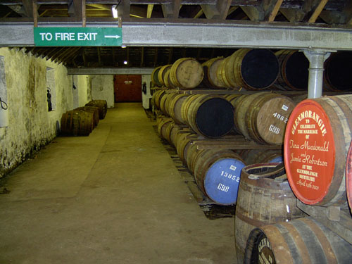 Lagerhaus der Glenmorangie Destillerie, 57kB